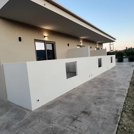 Villaggio * לגאנאס